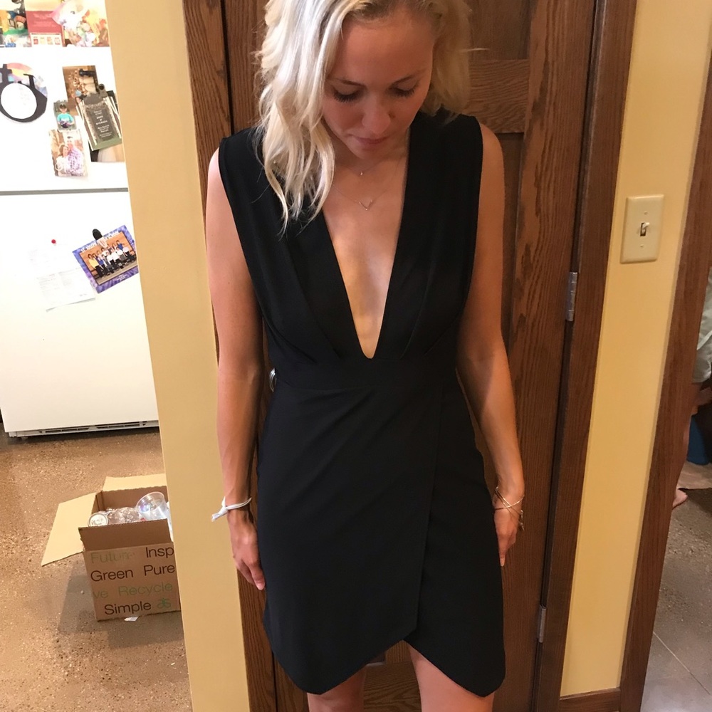 NWT Pretty Little Thing Black Dress